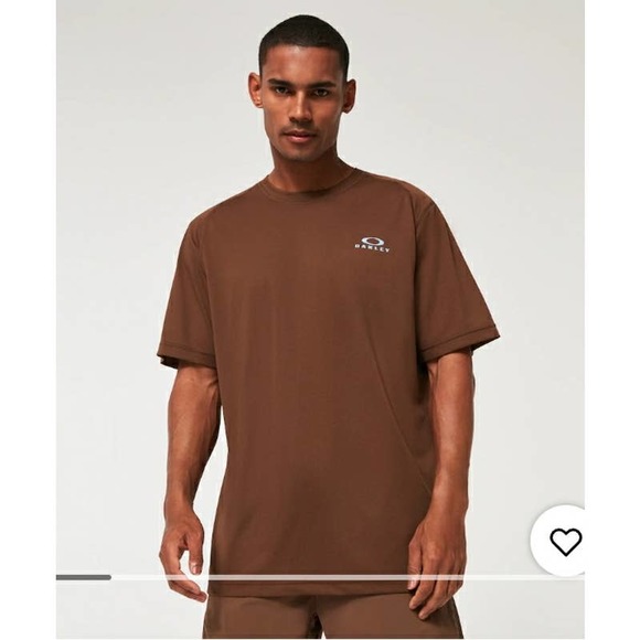 NWT Oakley Enhance Mesh Men's Athletic Tee in Carafe | Medium - Picture 1 of 12